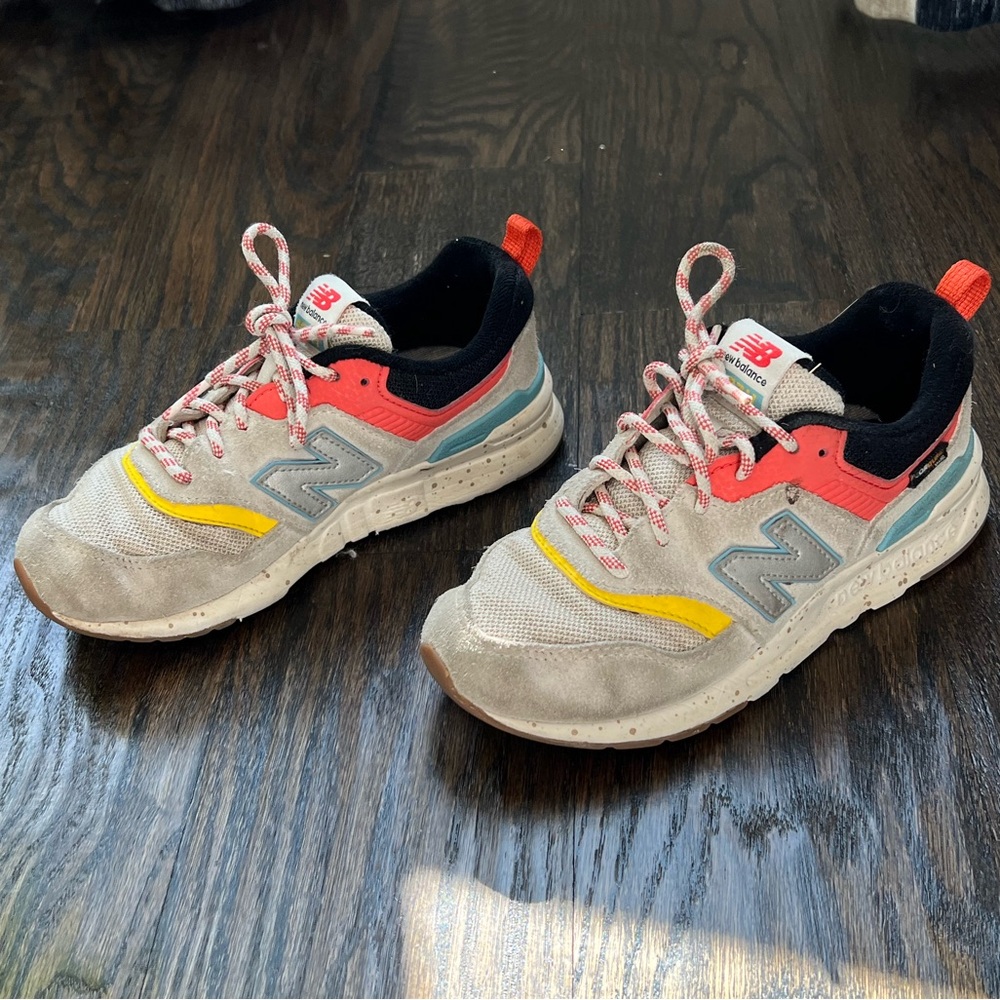 New Balance 997h kids size 2